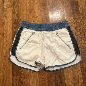 DWP Women’s White & Blue Shorts Size Small
